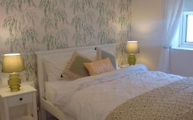 Shauna'S Guest House